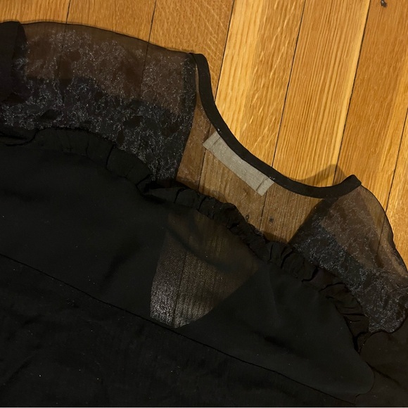 Black Top - Picture 4 of 4